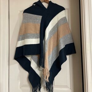 Cute Women’s Poncho Hooded Sweater New